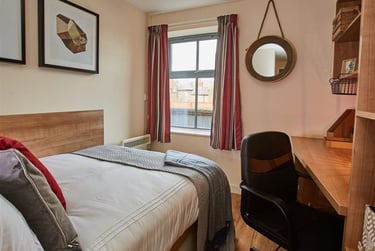 1 bed flat, Victoria Road, City Centre, Chester, CH22AX - Image 3